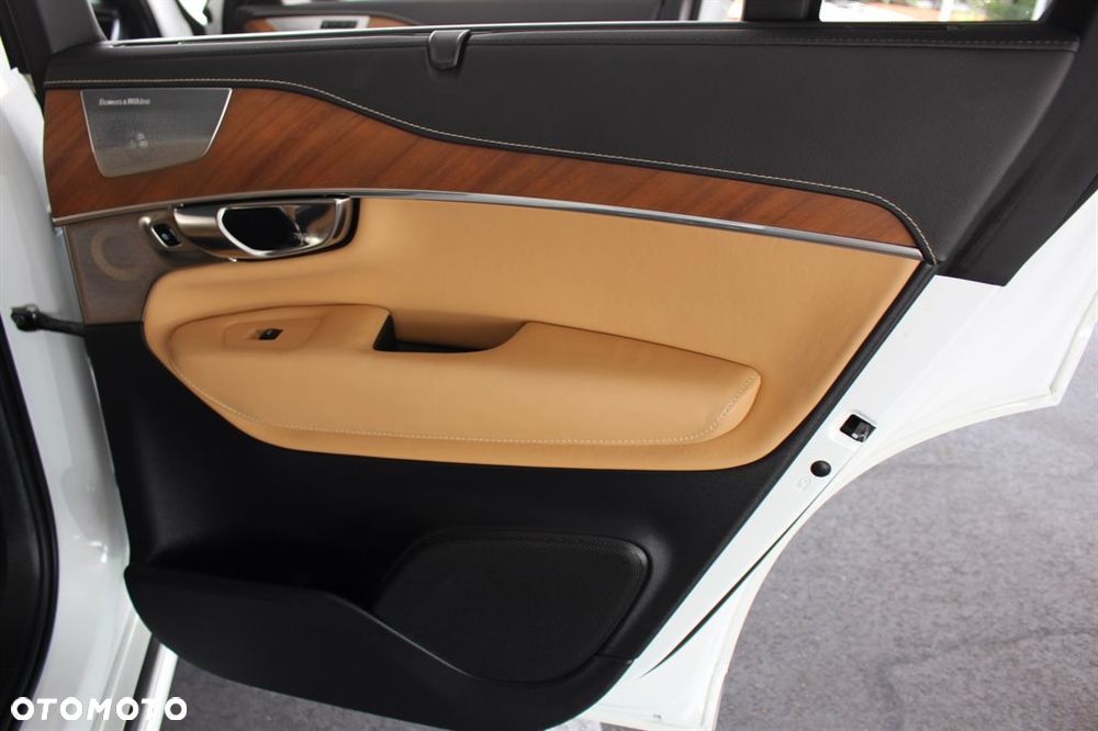 Volvo XC 90 T6 AWD Inscription 7os - 35