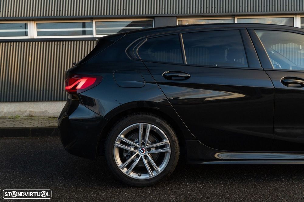 BMW 116 d Pack 50 anos M Auto - 17