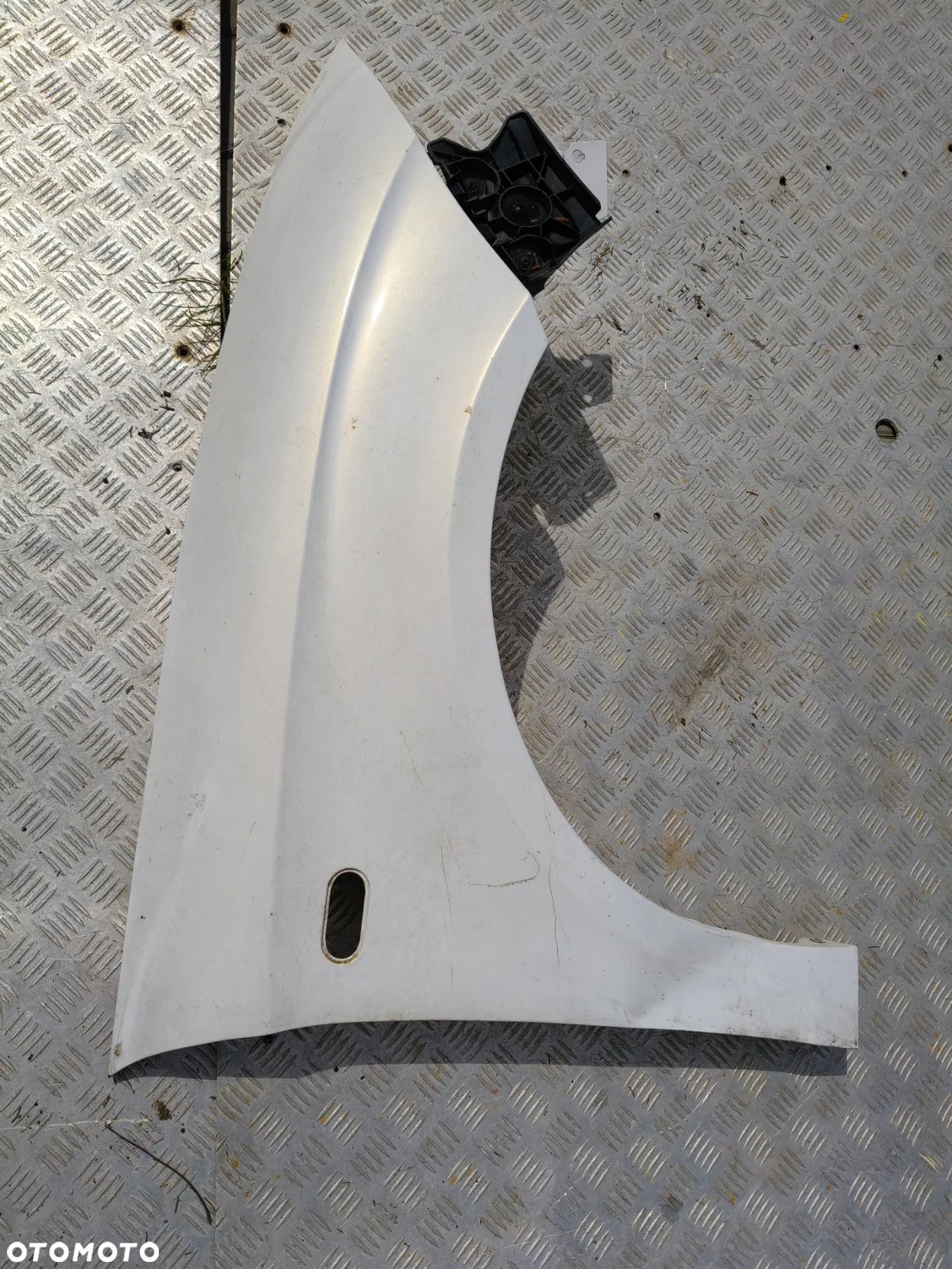 Błotnik prawy seat altea - 1