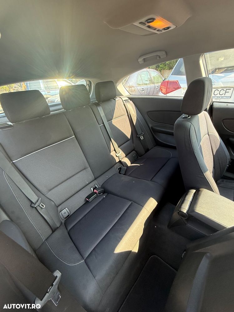 BMW Seria 1 - 12