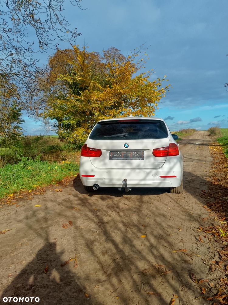 BMW Seria 3 318d - 4