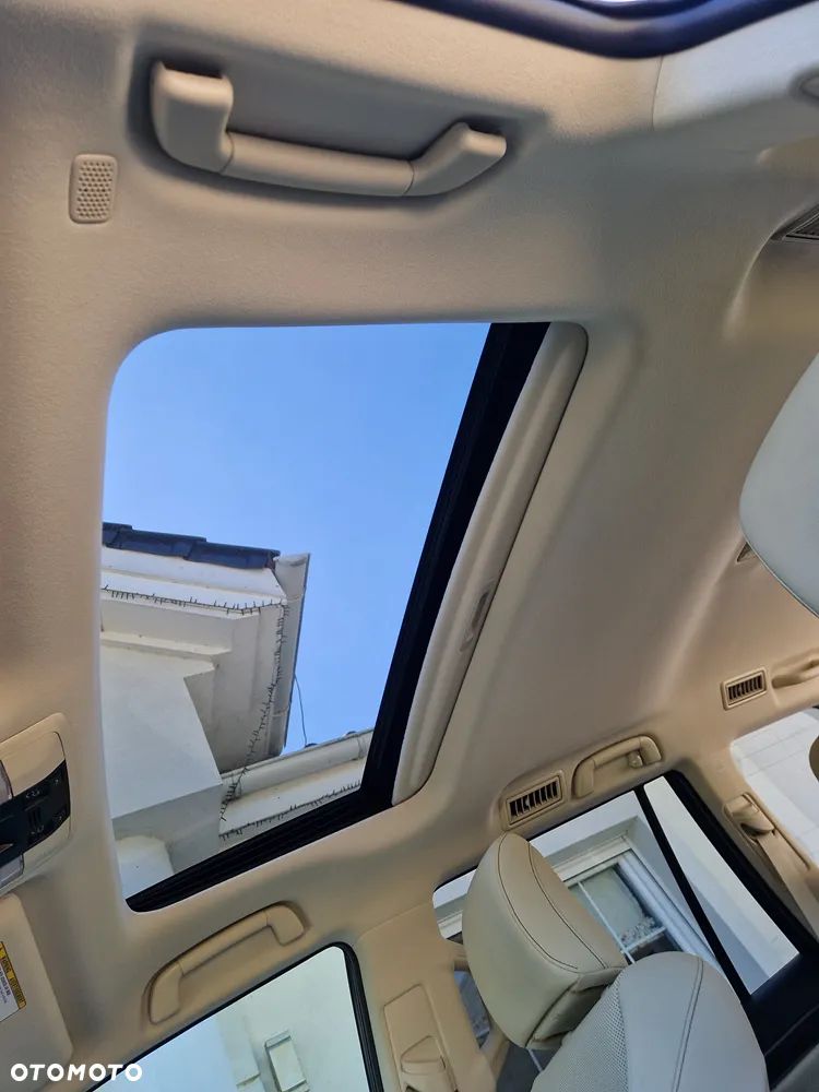 Lexus GX - 25