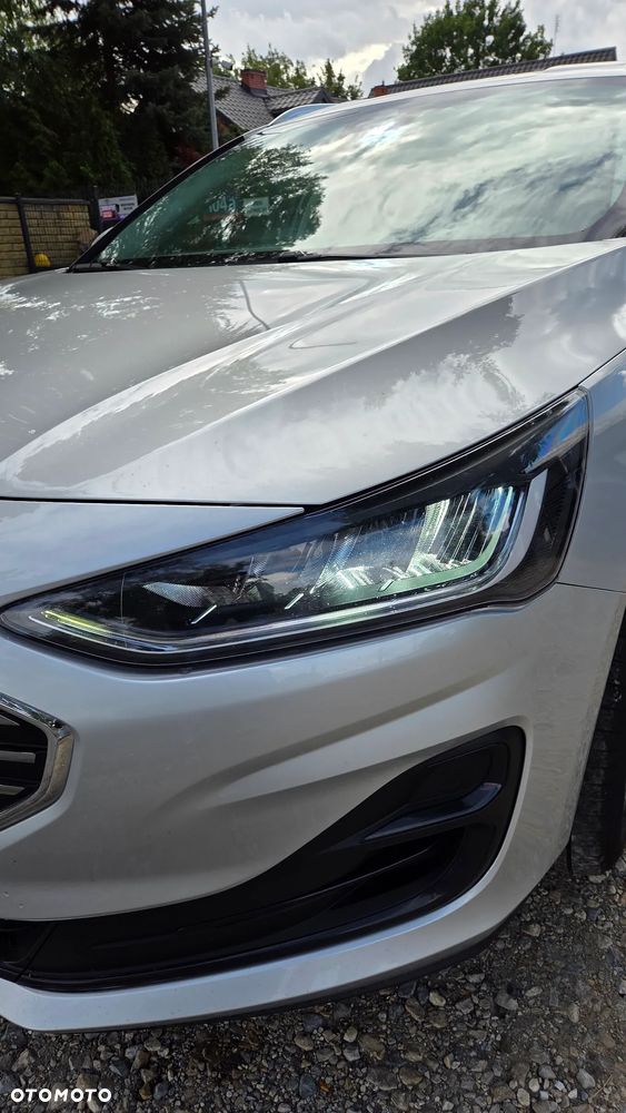 Ford Focus Turnier 1.5 EcoBlue Start-Stopp-System TITANIUM STYLE - 9