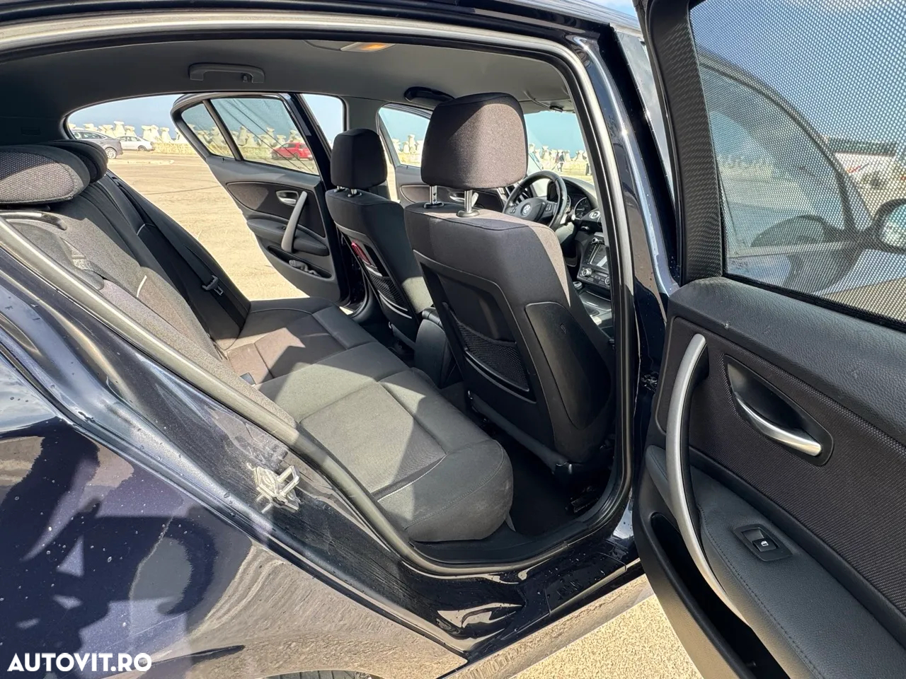 BMW Seria 1 118i - 12