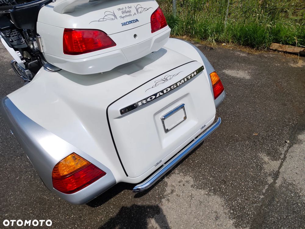 Honda GL - 8