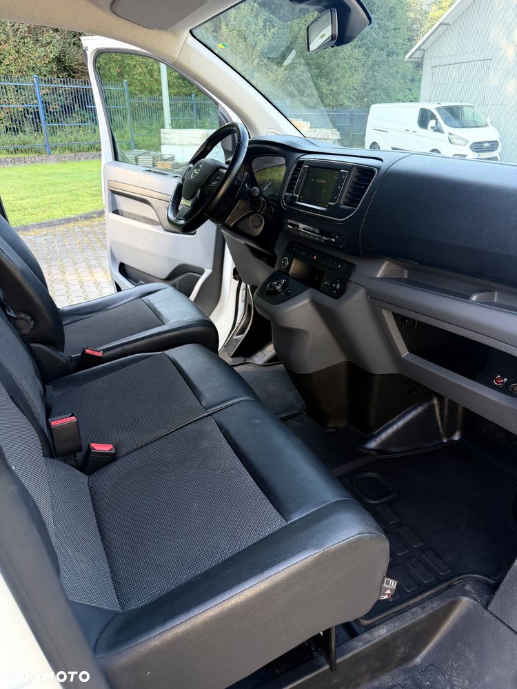 Opel Vivaro - 27