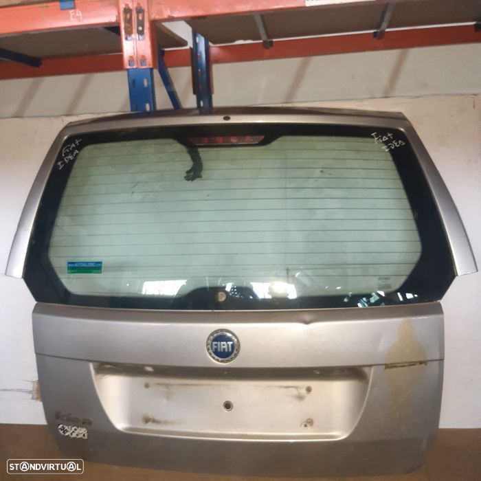 Tampa da Mala Fiat Idea - 1
