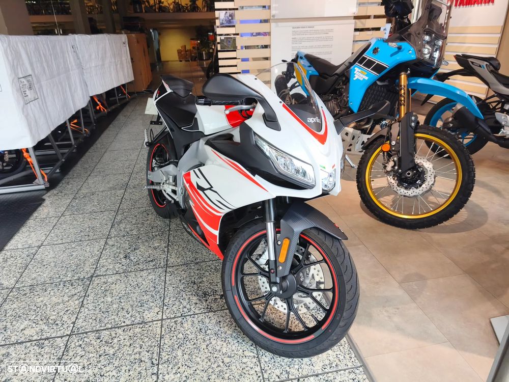 Aprilia RS - 3