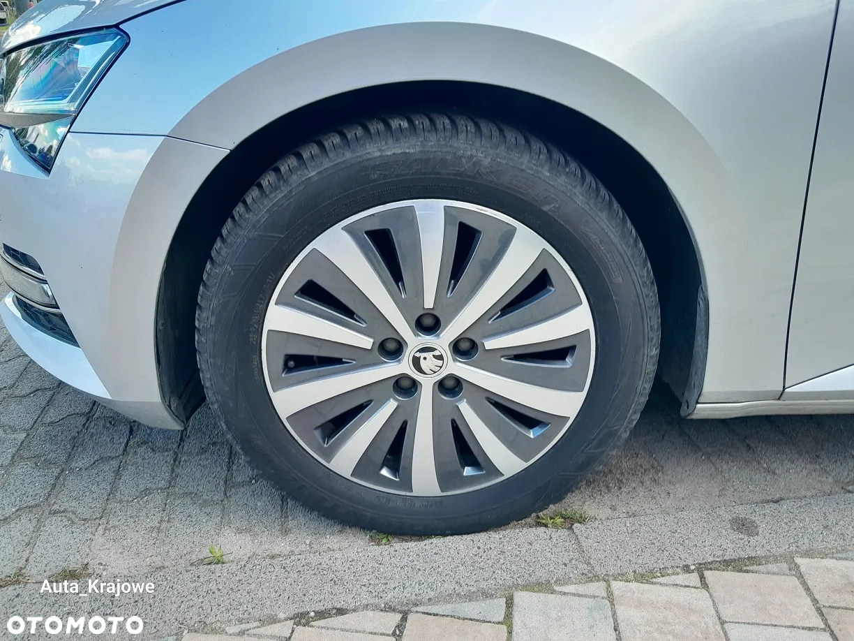 Skoda Superb 2.0 TDI SCR Style DSG - 39