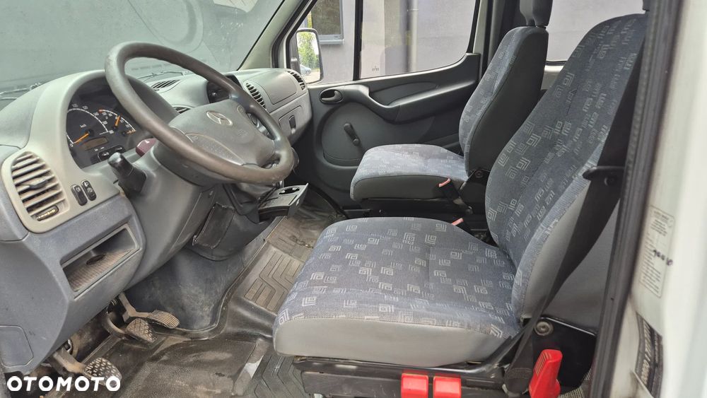 Mercedes-Benz SPRINTER - 5