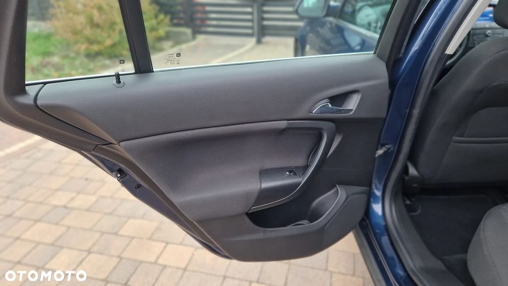 Opel Insignia 1.8 Cosmo - 14