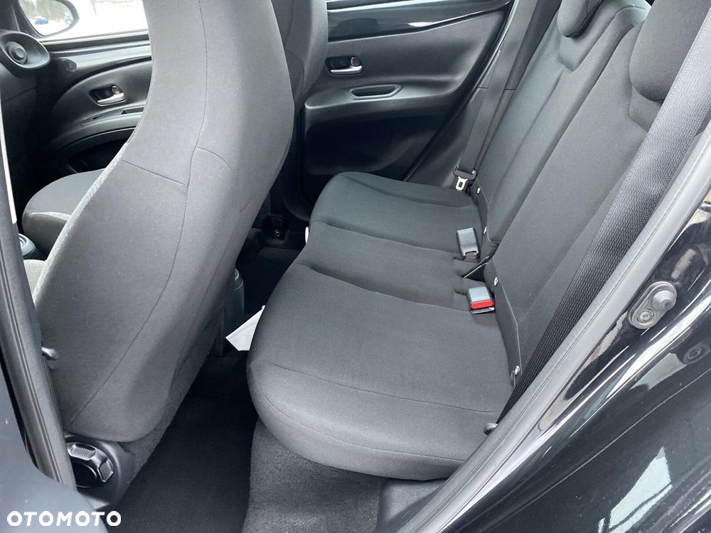 Toyota Aygo X - 21