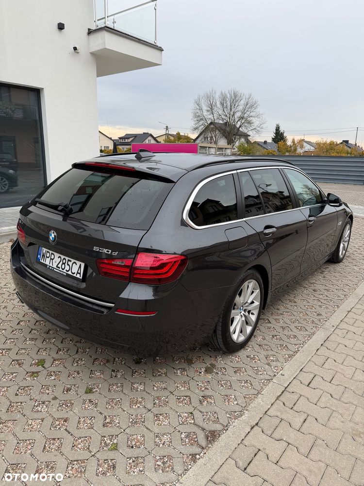 BMW 5 Series 2015 photo 4
