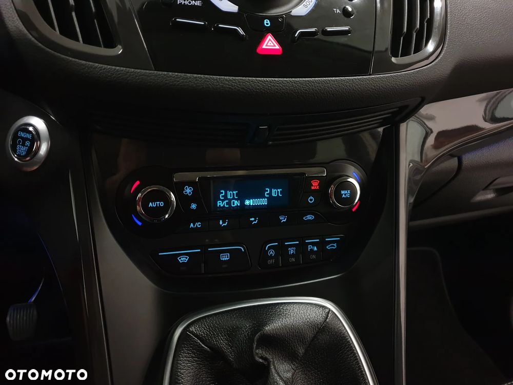 Ford Kuga 1.6 EcoBoost 2x4 Individual - 22