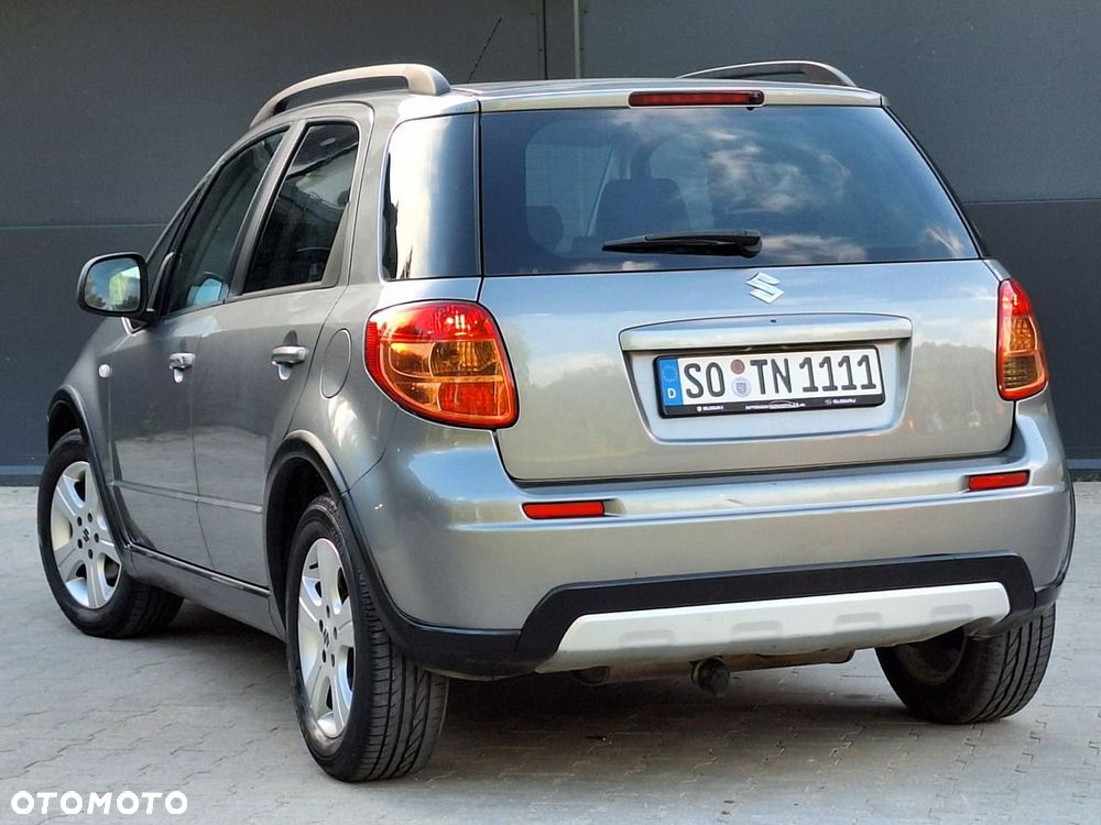 Suzuki SX4 - 4