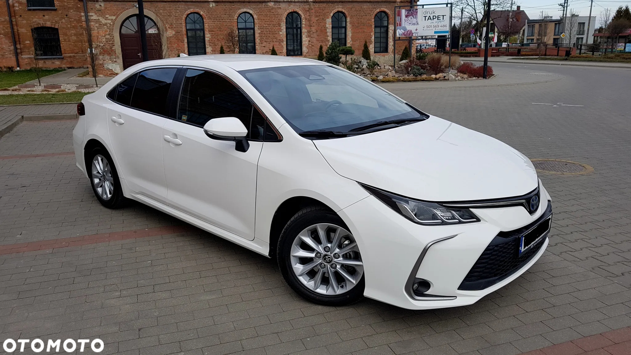 Toyota Corolla 1.8 Hybrid Comfort - 9