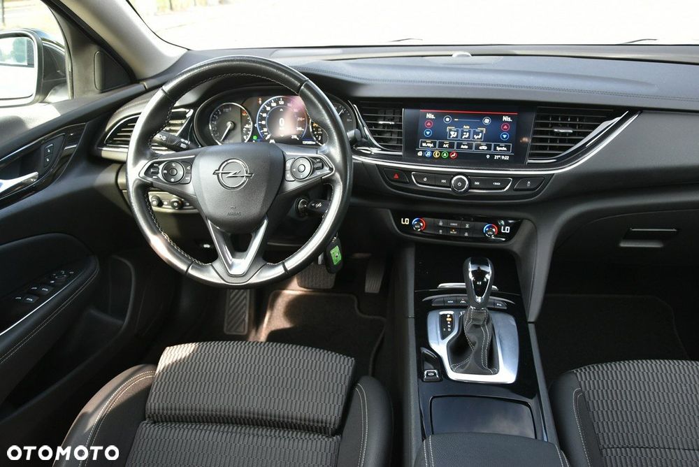 Opel Insignia - 9