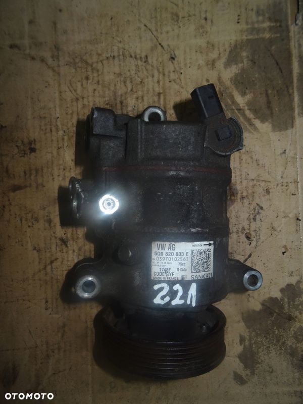 SPRĘŻARKA KLIMATYZACJI KOMPRESOR PASSAT B6 2.0TDI - 1