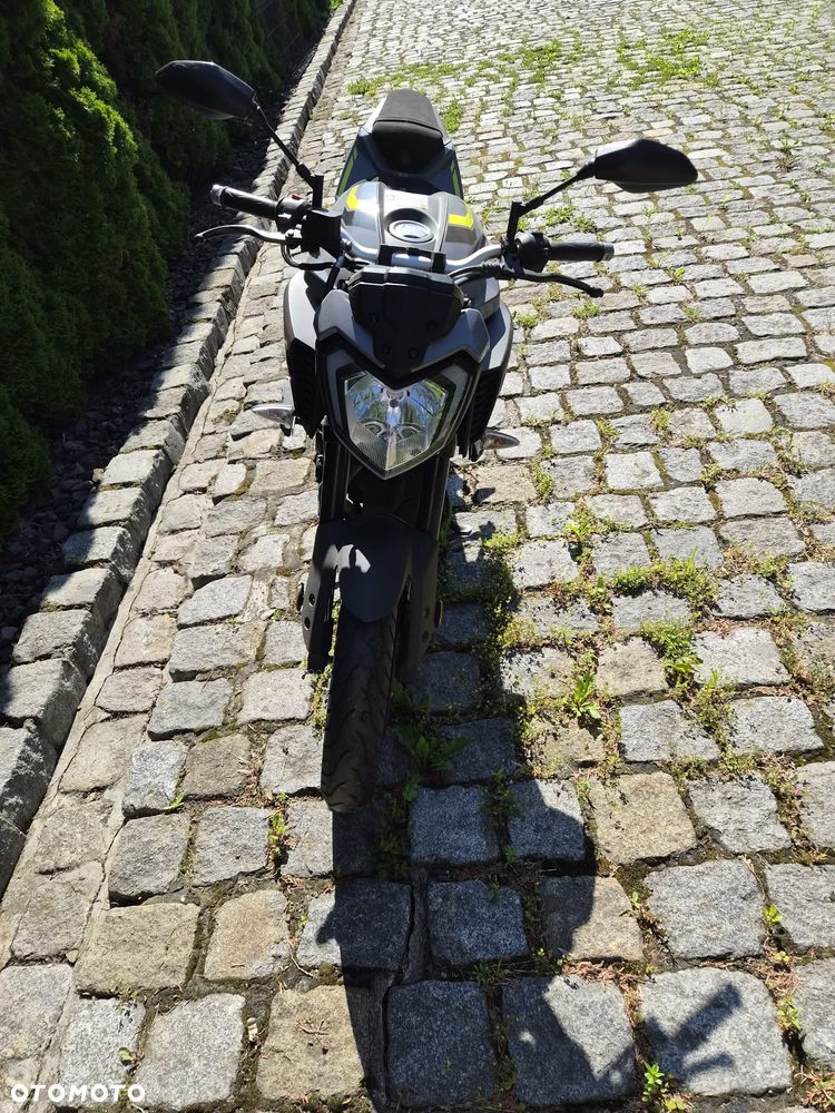 Yamaha MT - 5