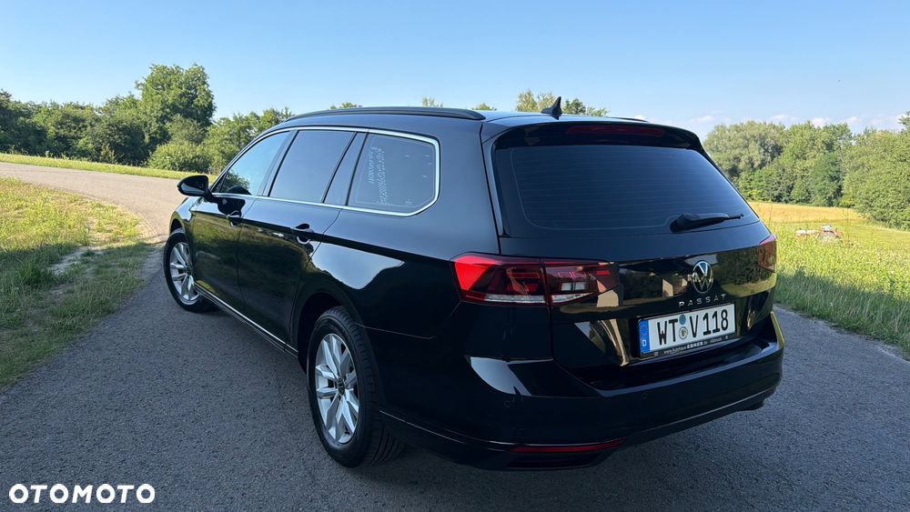 Volkswagen Passat 2.0 TDI SCR DSG - 11