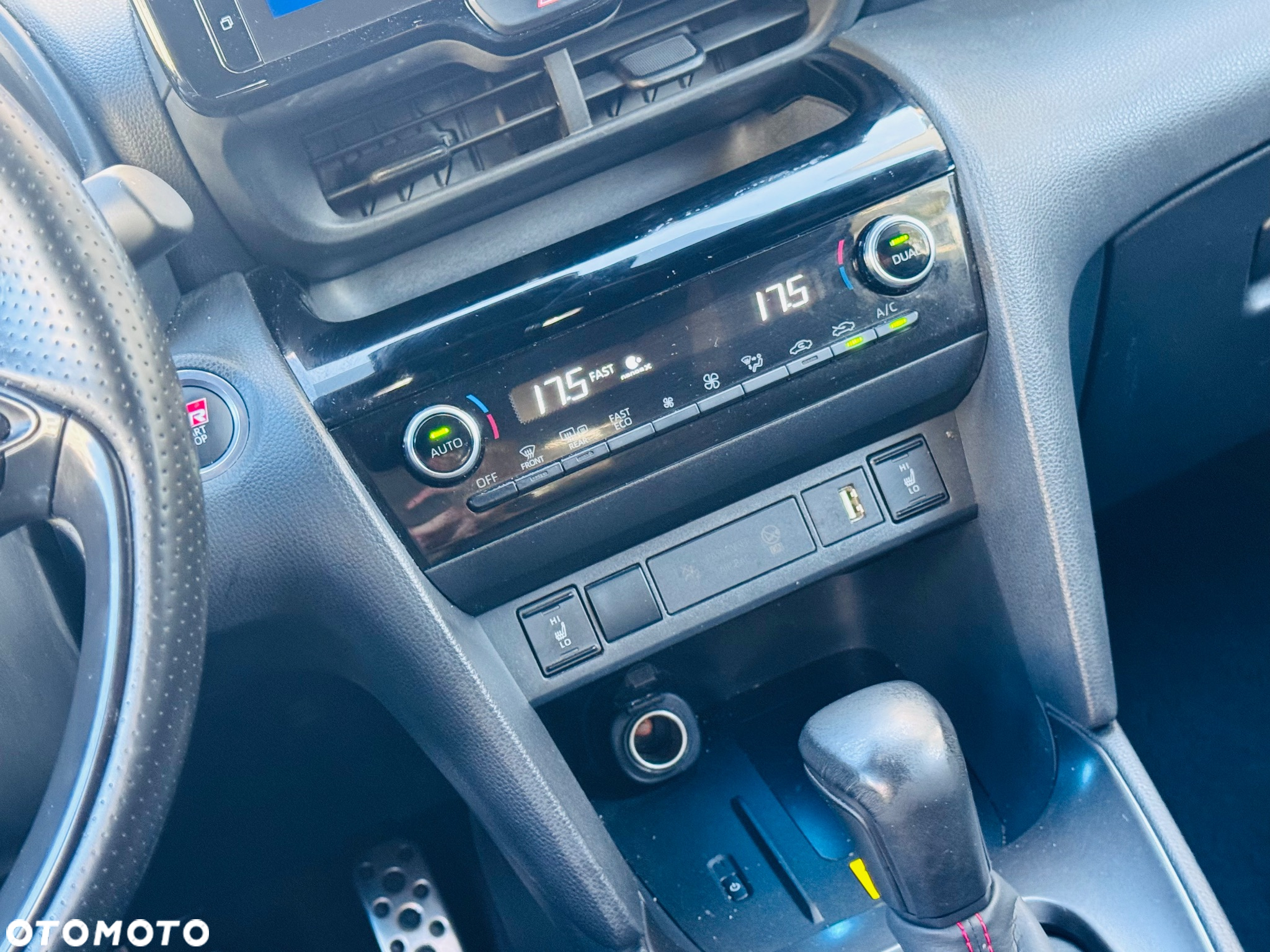 Toyota Yaris Cross Hybrid 1.5 GR Sport - 33