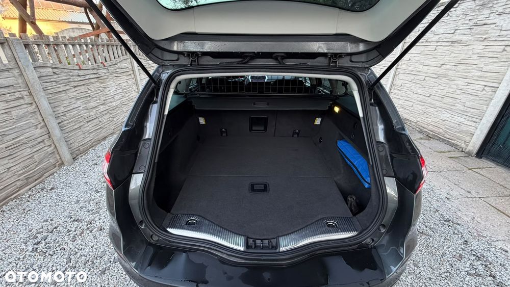 Ford Mondeo 2.0 TDCi STart-Stopp Titanium - 24