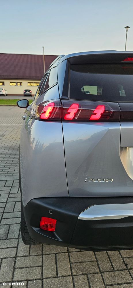 Peugeot 2008 1.2T Allure S&S - 27