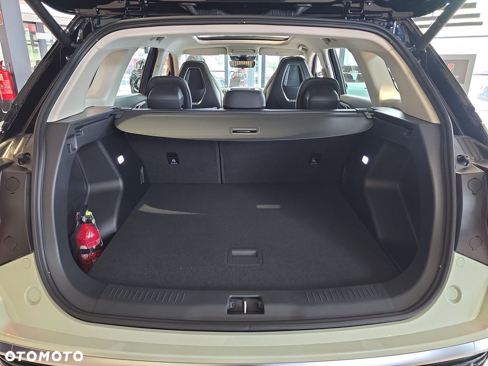 Hongqi HS3 1.5T FWD - 10