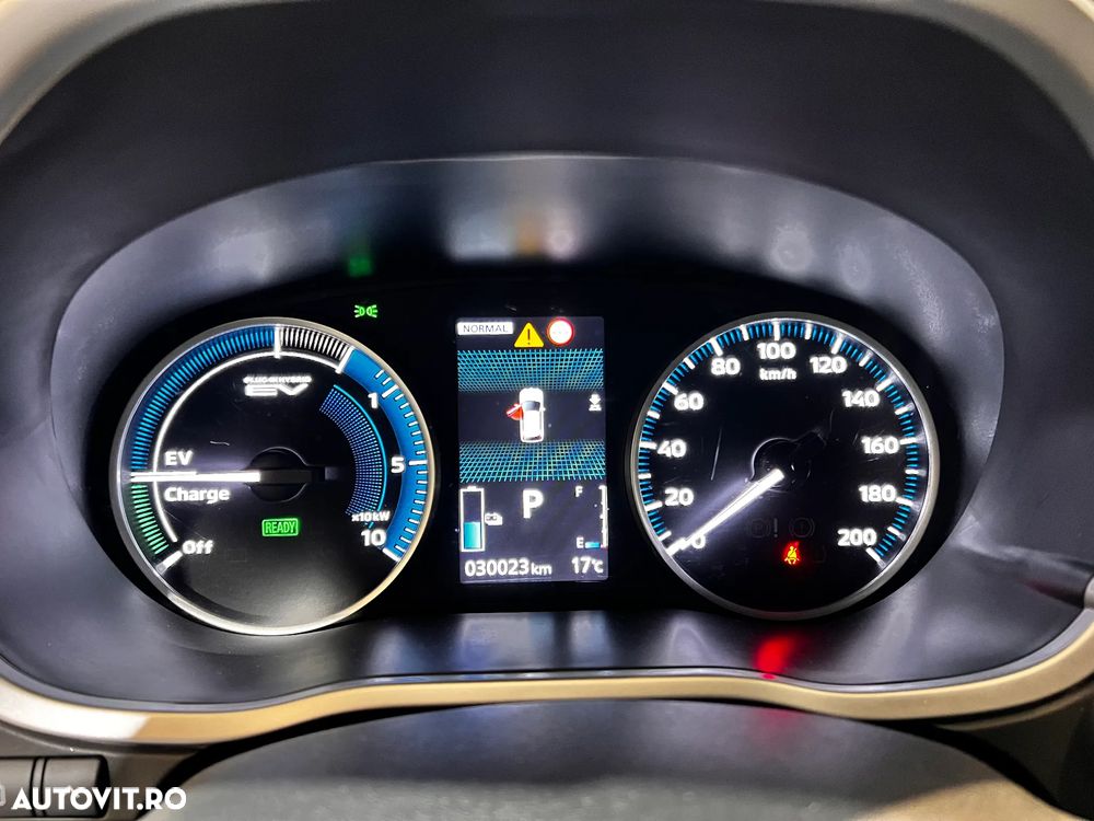 Mitsubishi Eclipse-Cross - 11