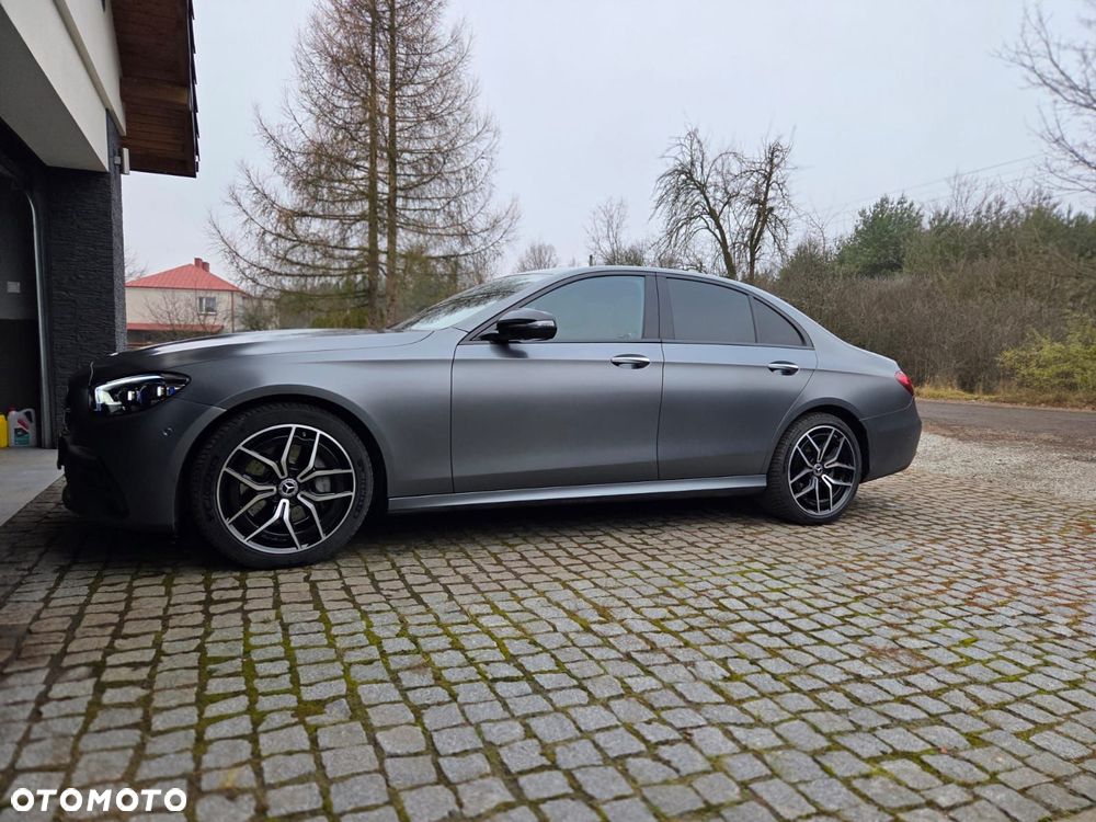 Mercedes-Benz Klasa E 220 d 4-Matic Business Edition - 3