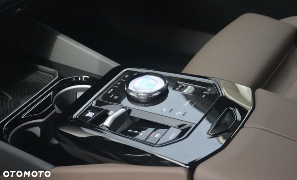 BMW Seria 5 520d - 10