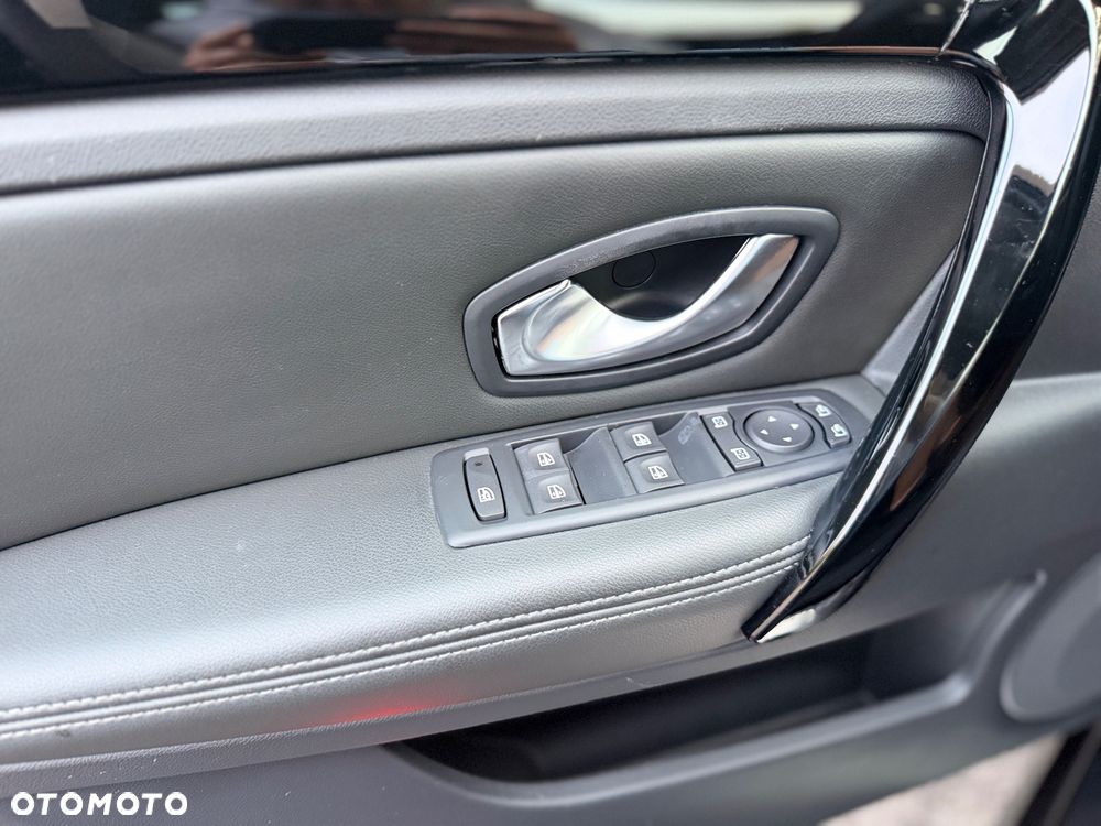 Renault Laguna 2.0 T Bose Edition - 24