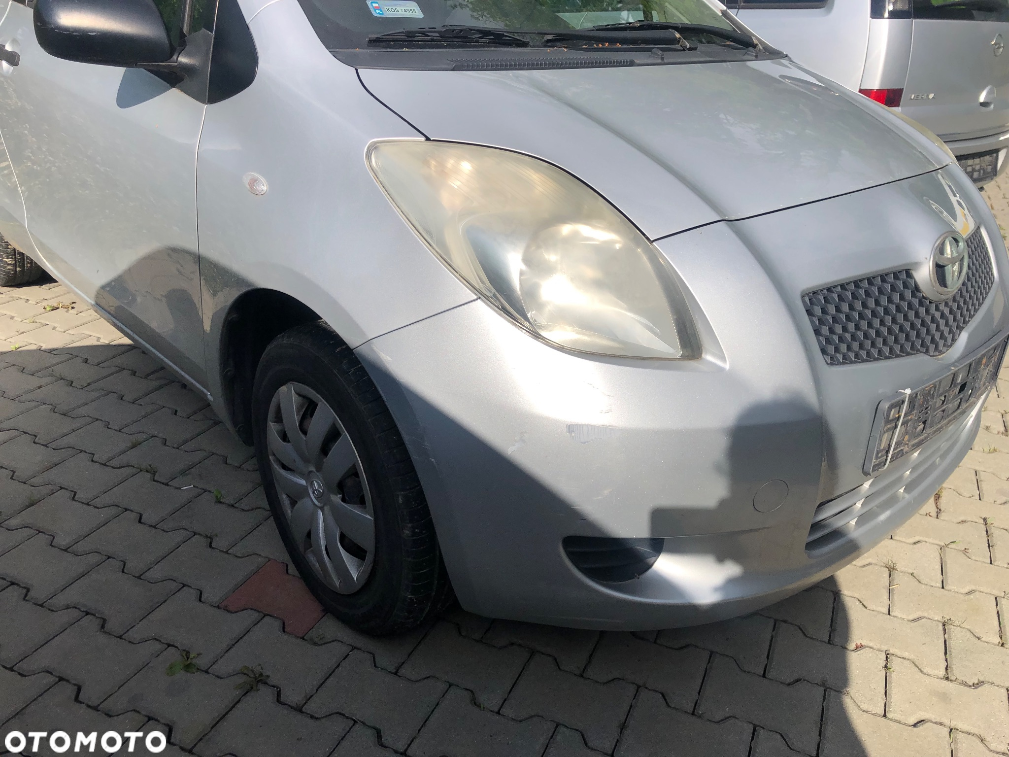 Fotel prawy lewy kanapa kpl Toyota Yaris II 3D - 4