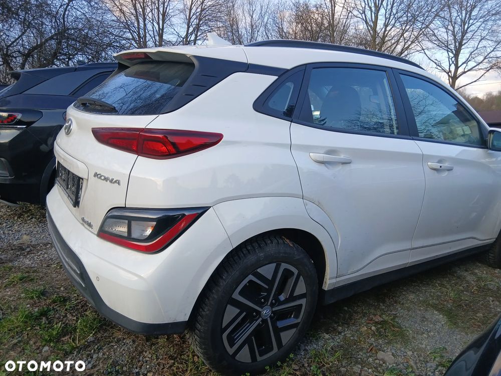 Hyundai Kona Business - 4