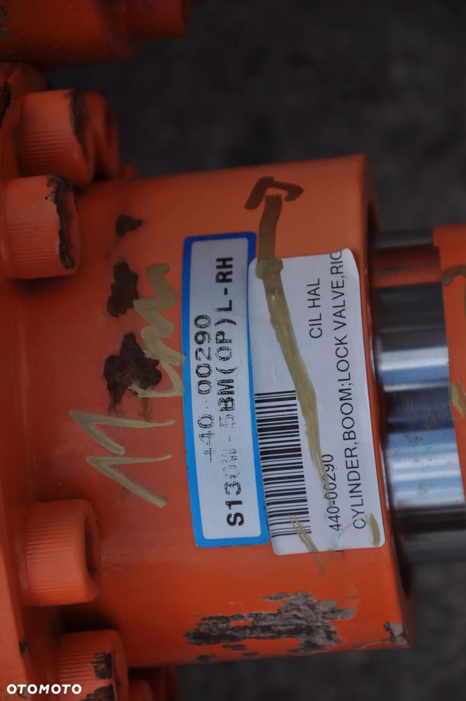 Siłownik hydrauliczny Doosan - 7