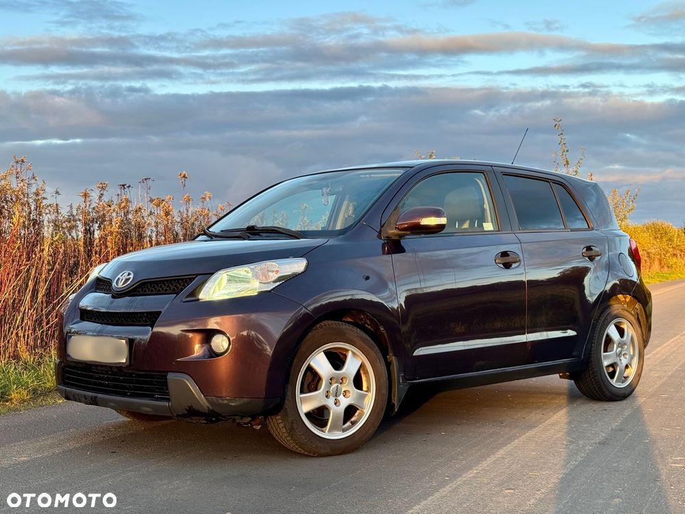 Toyota Urban Cruiser 1.33 Luna - 1