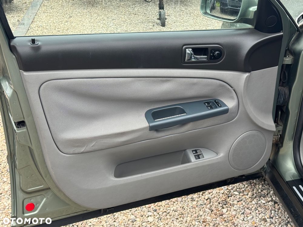 Volkswagen Passat 1.9 TDI - 12