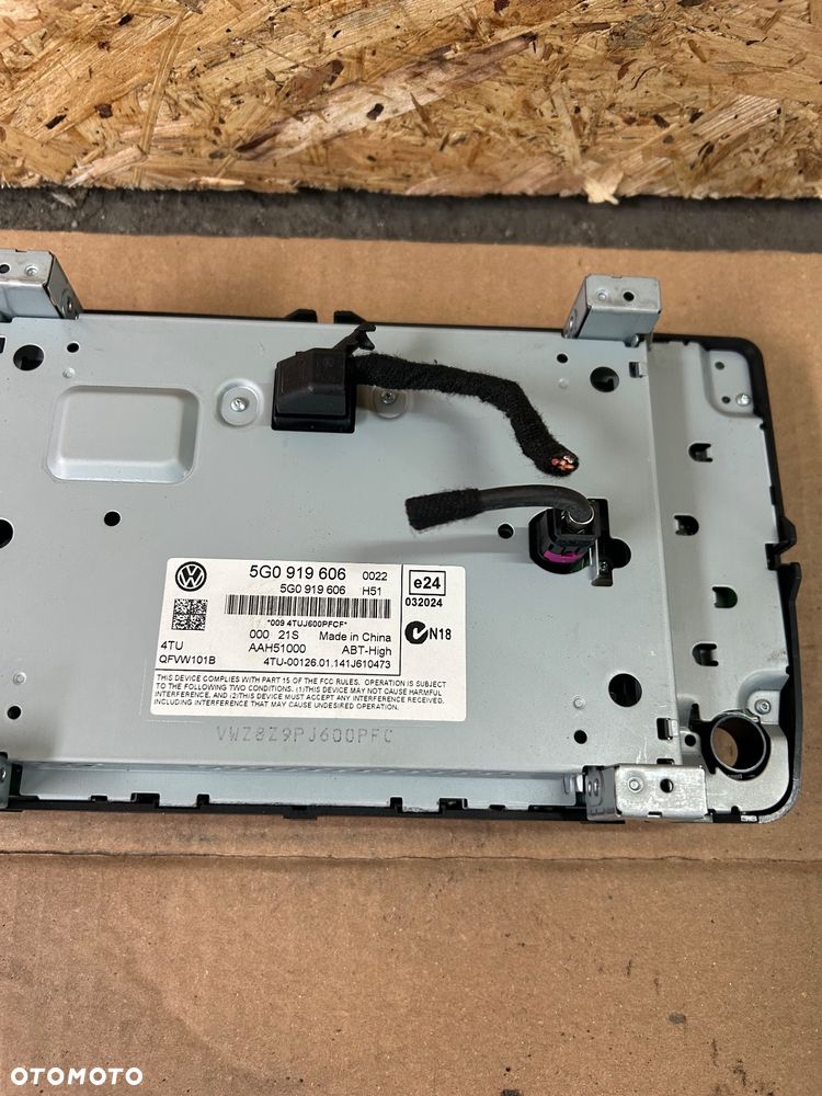Volkswagen Golf VII Ekran Wyświetlacz 5G0919606 Skoda Octavia III Mib 3 Crafter - 7