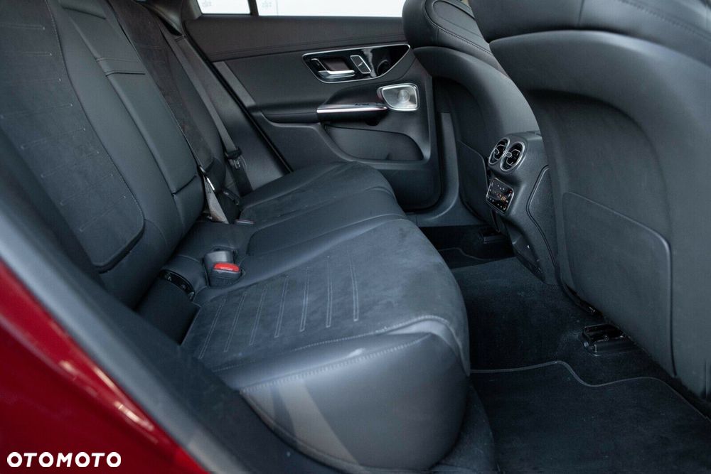 Mercedes-Benz GLC 220 d mHEV 4-Matic AMG Line - 29