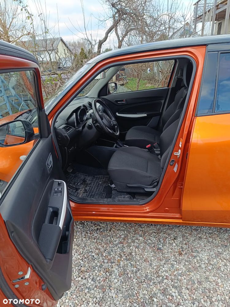 Suzuki Swift 1.2 Dualjet SHVS Premium Plus CVT - 3