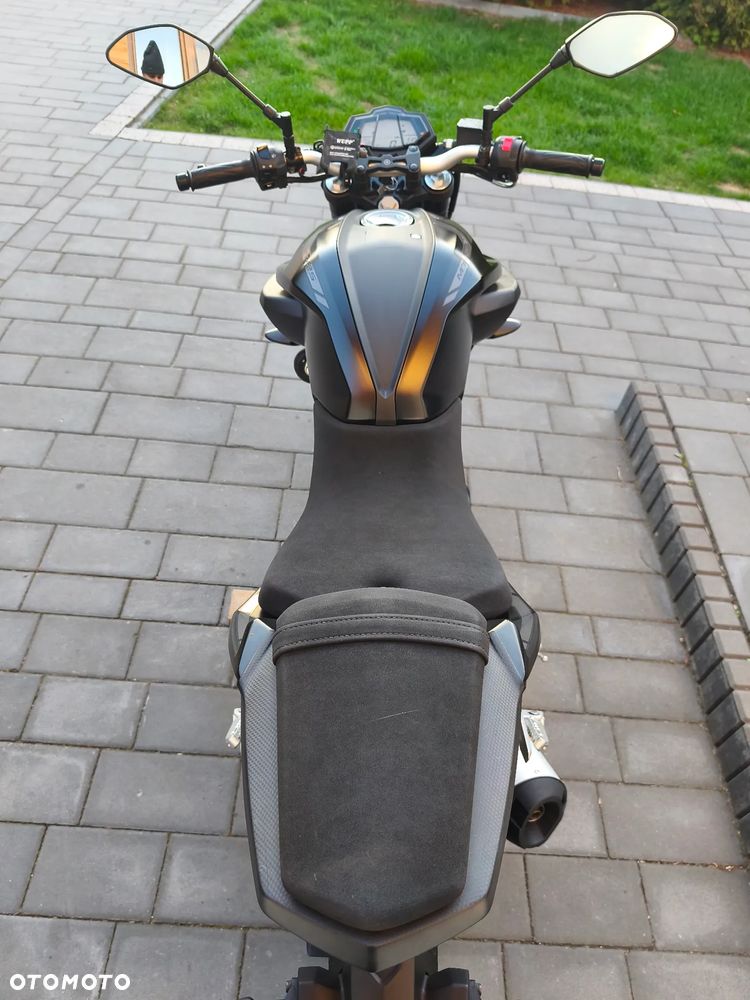 Yamaha MT - 22