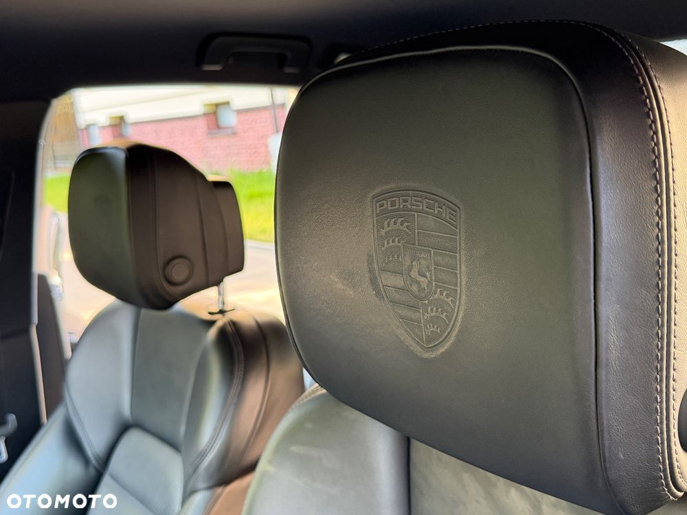 Porsche Macan Standard - 28