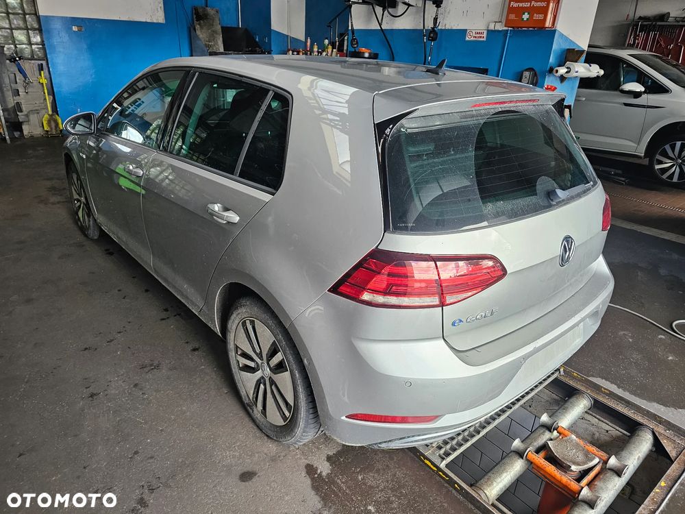 Volkswagen Golf e-Golf - 3