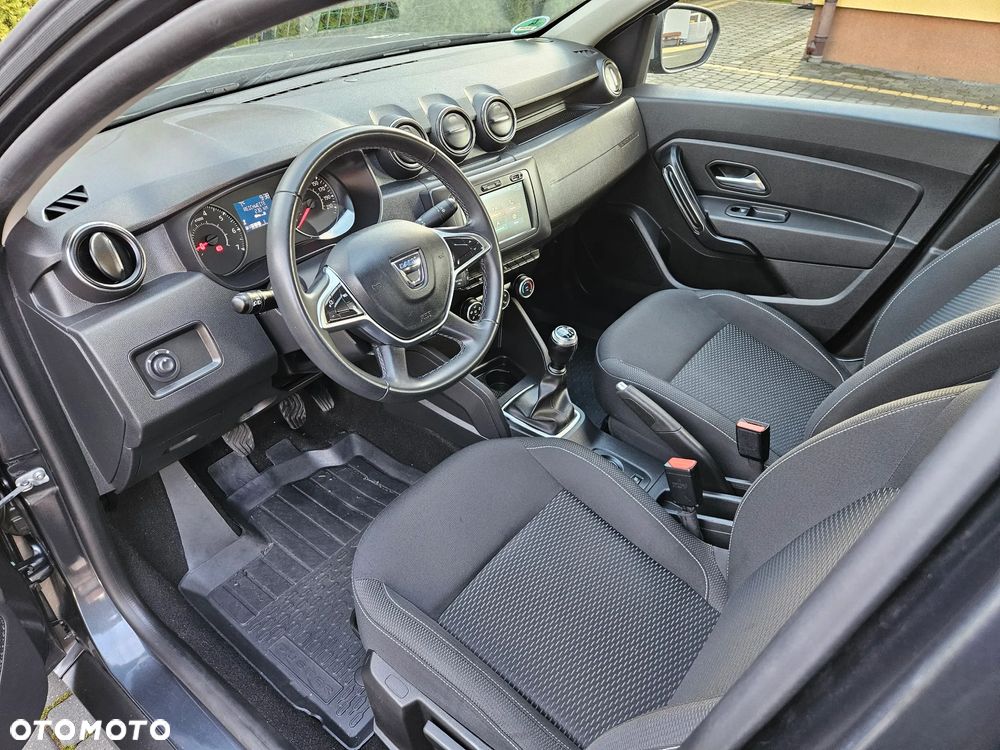 Dacia Duster 1.6 SCe Prestige - 17