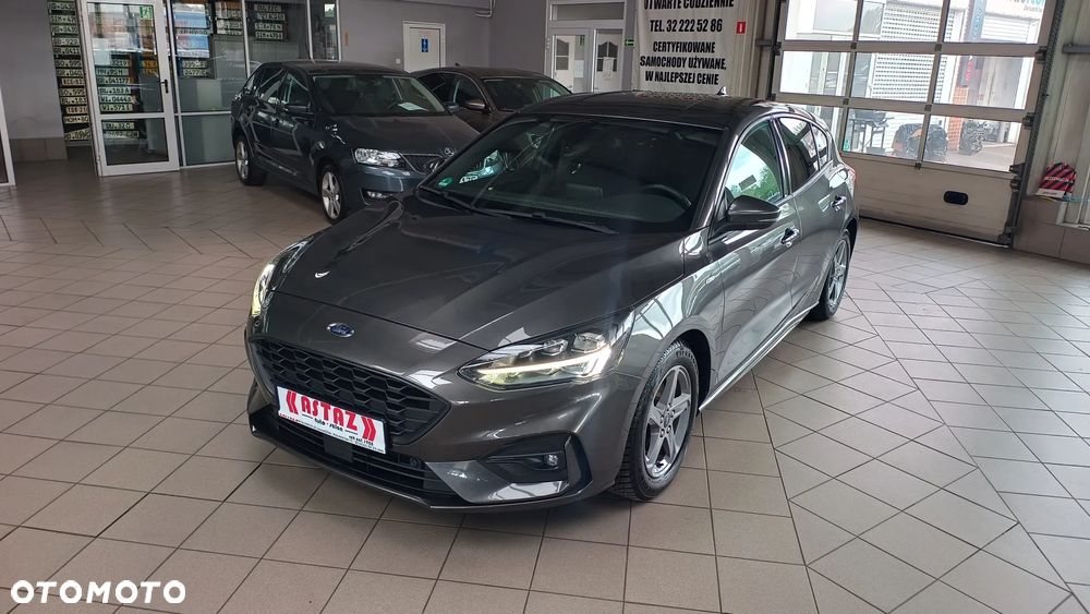 Ford Focus 1.5 EcoBoost ST-Line - 12