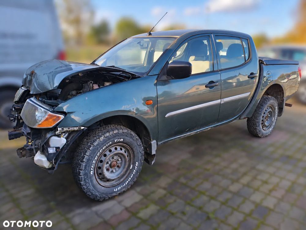 Mitsubishi L200 2007 photo 3