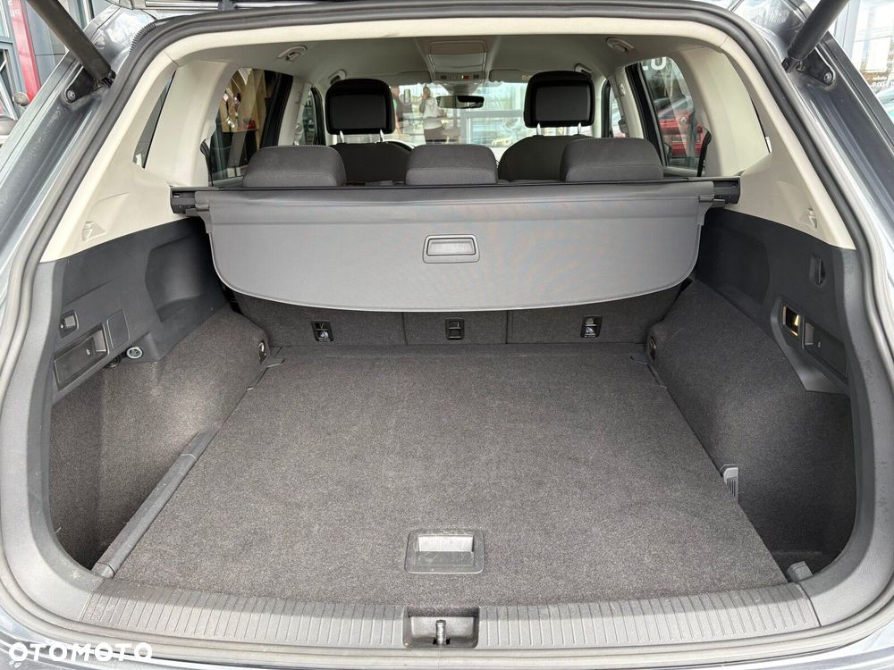 Volkswagen Tiguan Allspace - 19