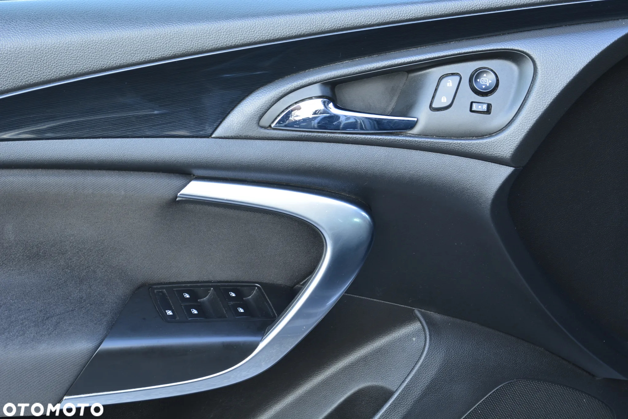Opel Insignia 2.0 CDTI Cosmo - 28