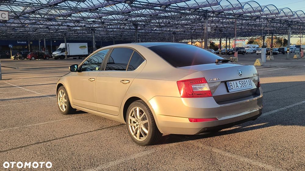 Skoda Octavia 2013 photo 3