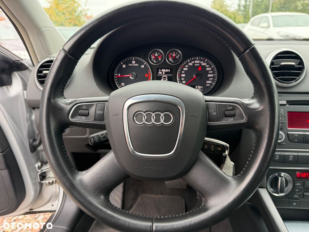 Audi A3 Sportback - 13